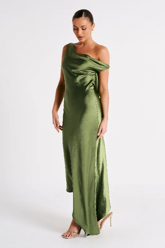  Women's Outdoor AttireYvette Slip Maxi Dress With Asymmetrical Hem - Emerald