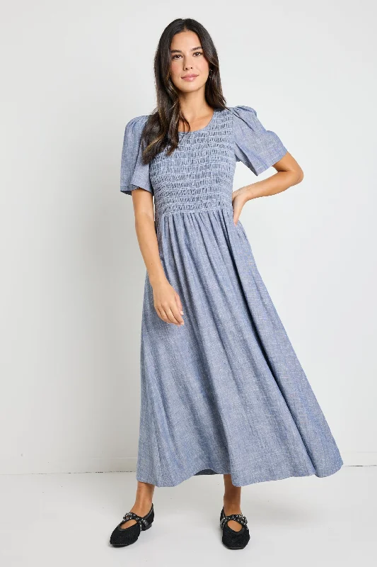  Women's Night-Out OutfitWren Chambray Blue SS Shirred Bodice Midi Dress