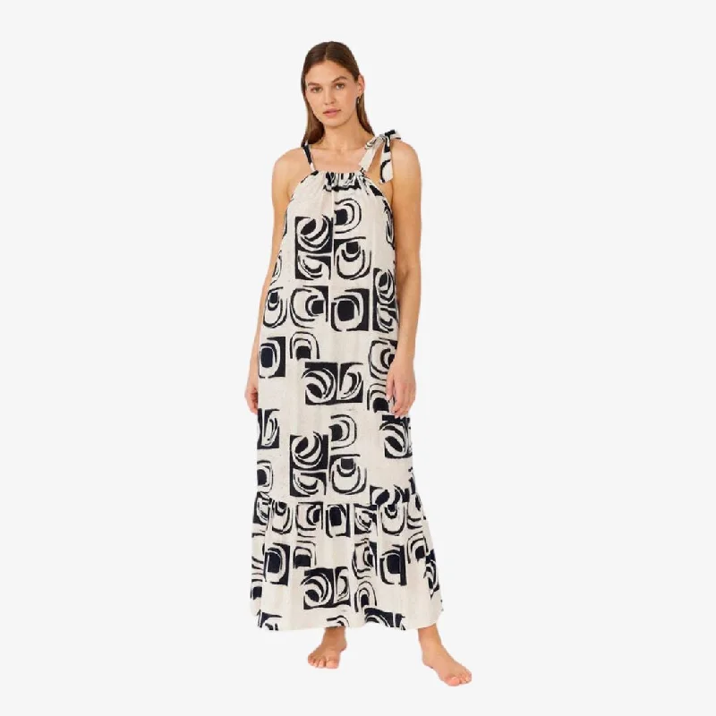  Chic Trends UnveiledEmerson Maxi Dress (Ivory + Black)