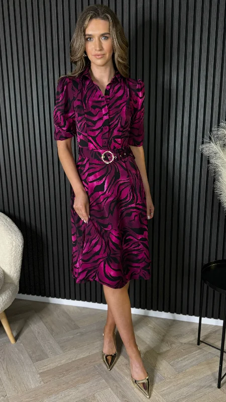  Women's Resort GarmentsDervla Pink & Black Leopard Print Collared Midi Dress