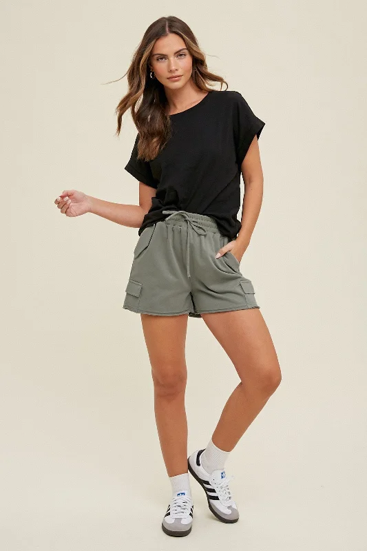  Women's Effortless Casual OutfitOlive Cargo Raw Hem Lounge Shorts