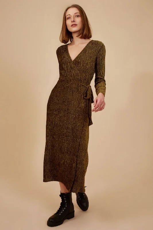  Huge Discounts This WeekWading In The Velvet Sea Livie Dress