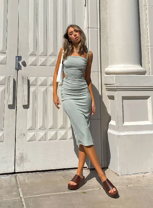  Women's Vintage-Inspired OutfitLainey Midi Dress Sage